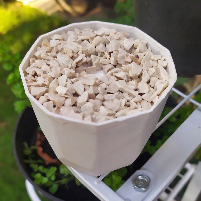 Pot Batu Plastik - Pot Bulat dengan Batu - Pot Bunga Hias