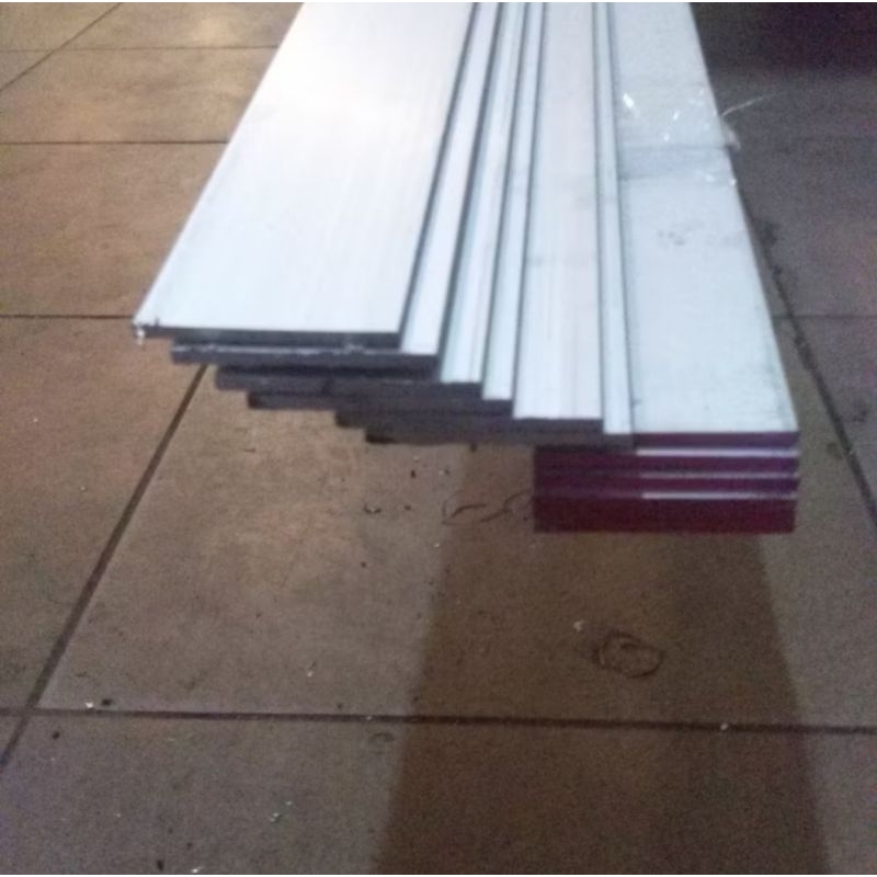 Plat Strip Stainless 201 8mm x 50mm x 1000mm