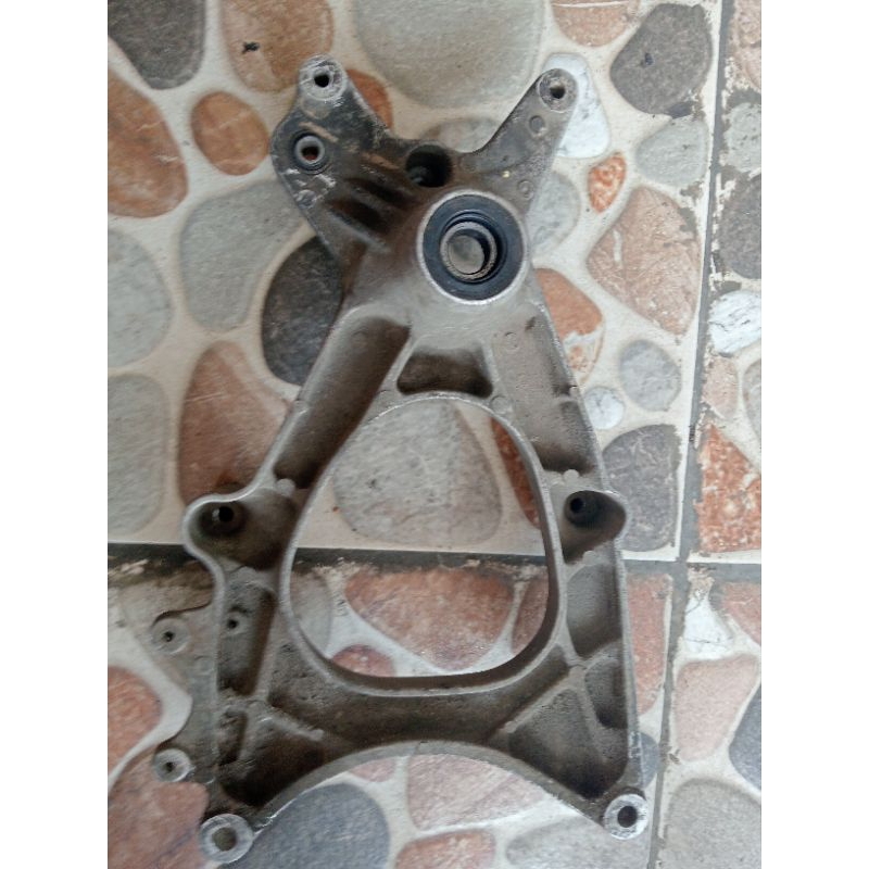 pangkon kenalpot PCX 160 arem pcx 160
