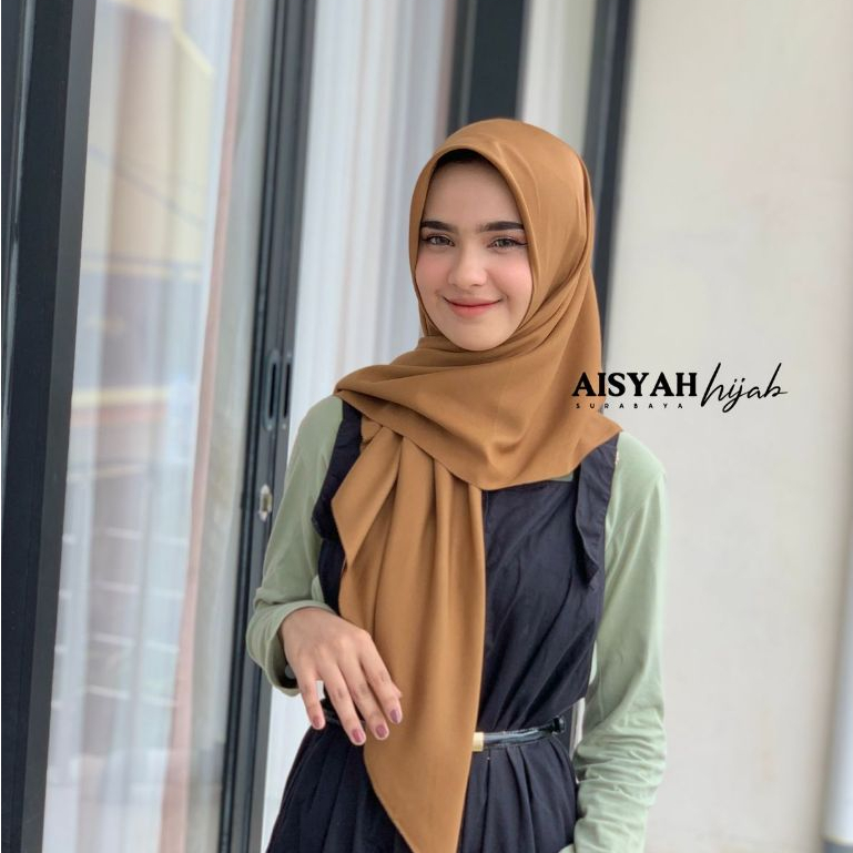 SEGIEMPAT OSKARA MIRACEL AZZARA