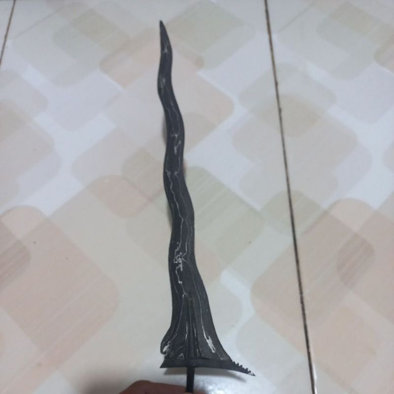 KERIS CARUBUK PATREM LUK 7