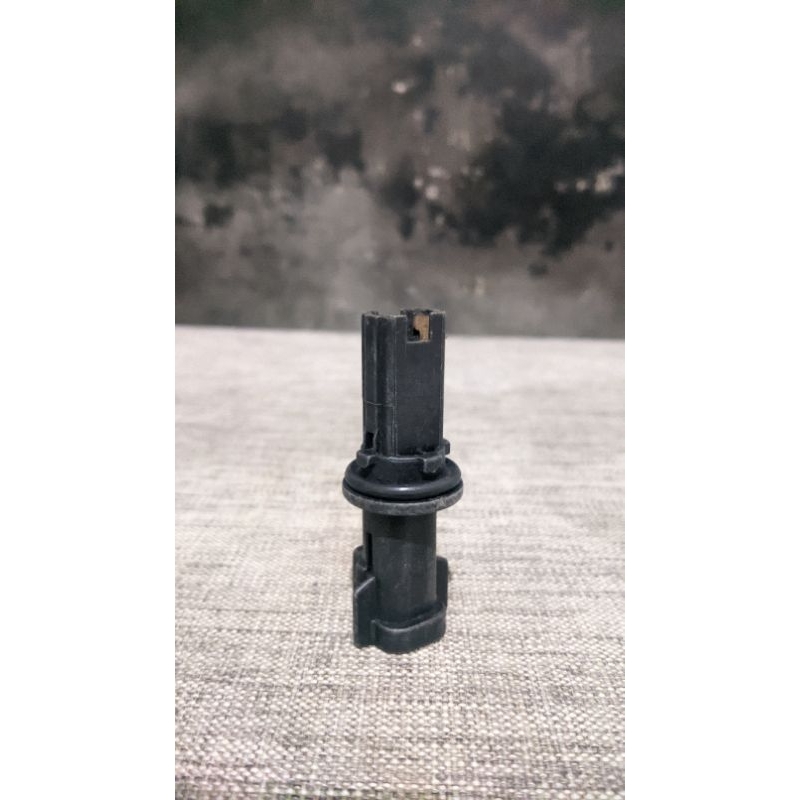 Soket fitting lampu sen depan isuzu Elf traga original