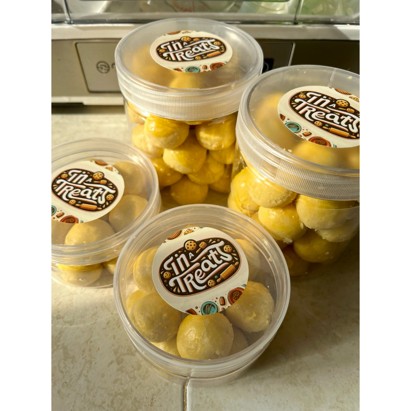 

Kue Kering Nastar (Nanas Asli, Butter mix Wijsman)
