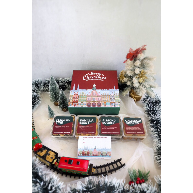 

Santa’s Special Treat No 2 - Hampers Natal Cookies Premium