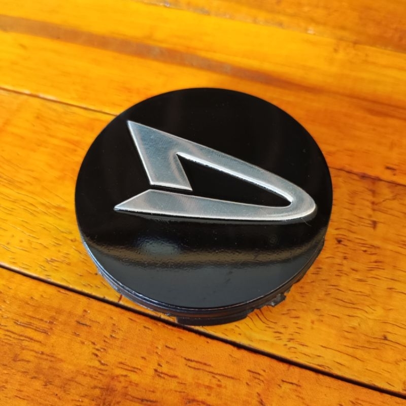 DOP VELG AGYA CALYA CIENTA SIGRA AYLA ROCKY TUTUP AS RODA DOP VELG MOBIL TOYOTA