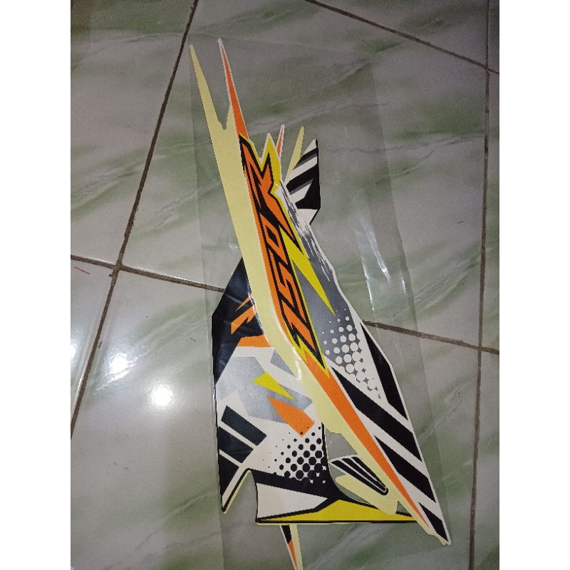 

stiker striping honda Sonic 150r 2016 2017 hitam