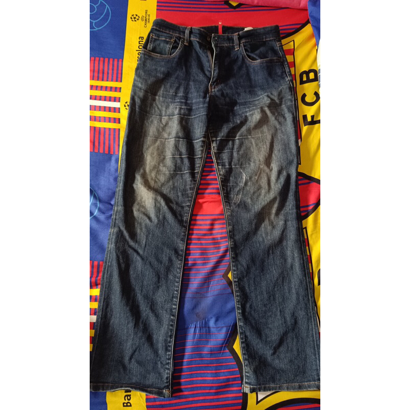 celana jeans uniqlo pria preloved