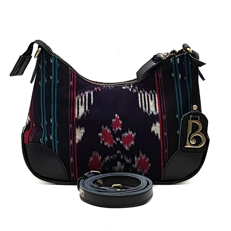 Batara Ajeng Batika - Tas Anti Air