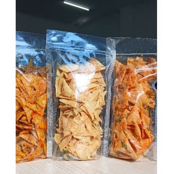

Kripik Pangsit 100 gr