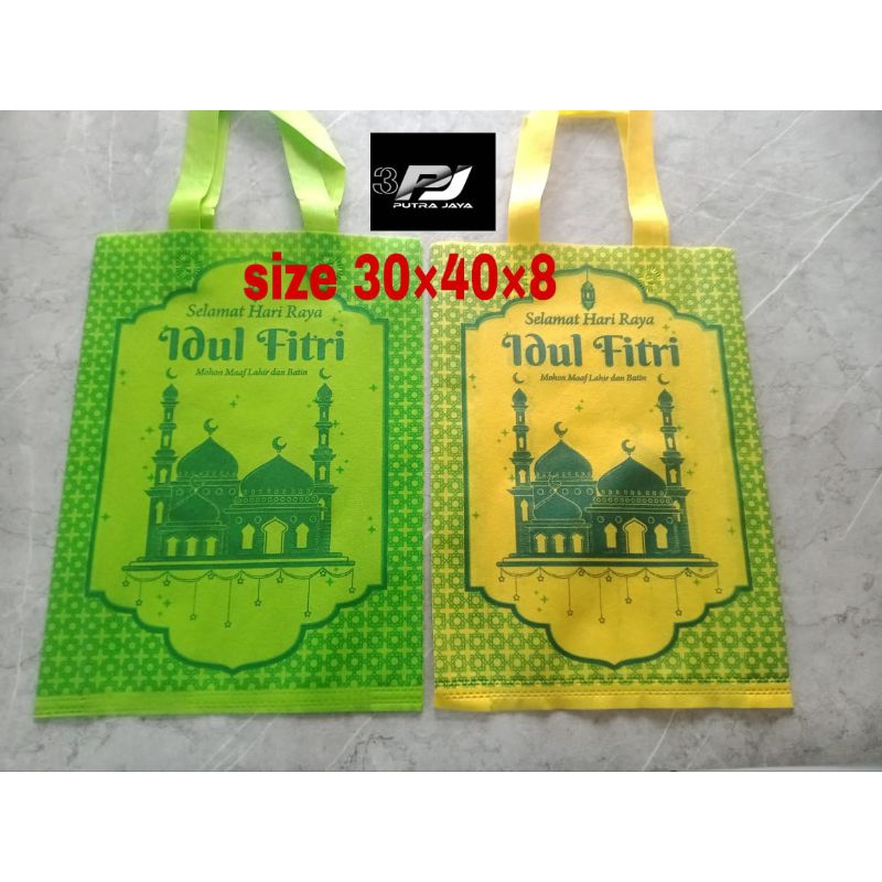 

tas lebaran idhul fitri ukuran 30x40 isi 12 pcs