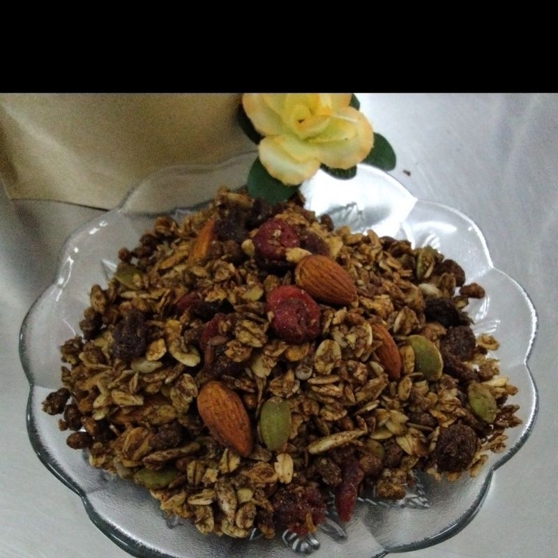 

GRANOLA CINAMON MIX/ 250 GRAM