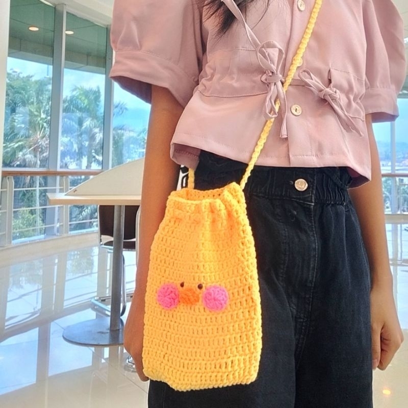 sling bag / duck bag / tas rajut bebek / tas rajut / crochet bag / duck crochet bag