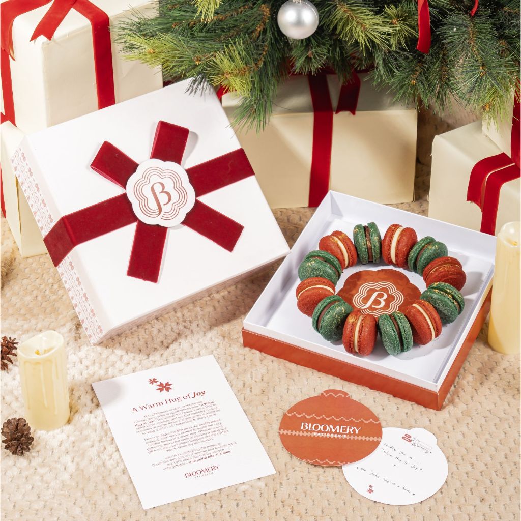 

Gratitude Hampers (Macaron Wreath)