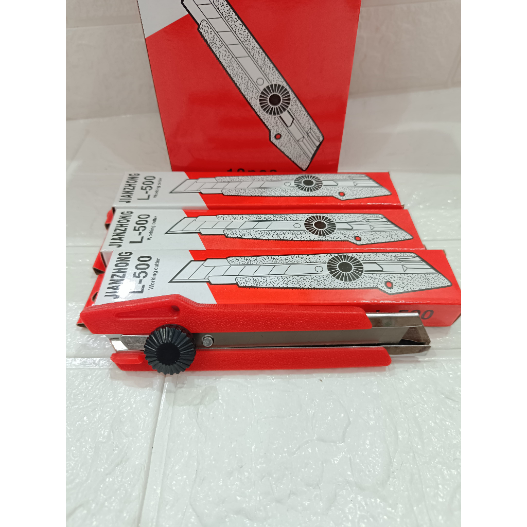 

CUTTER BESAR NAKAYA KODE 0353 / CUTTER PISAU JIANZHONG L-500 PER-1PC