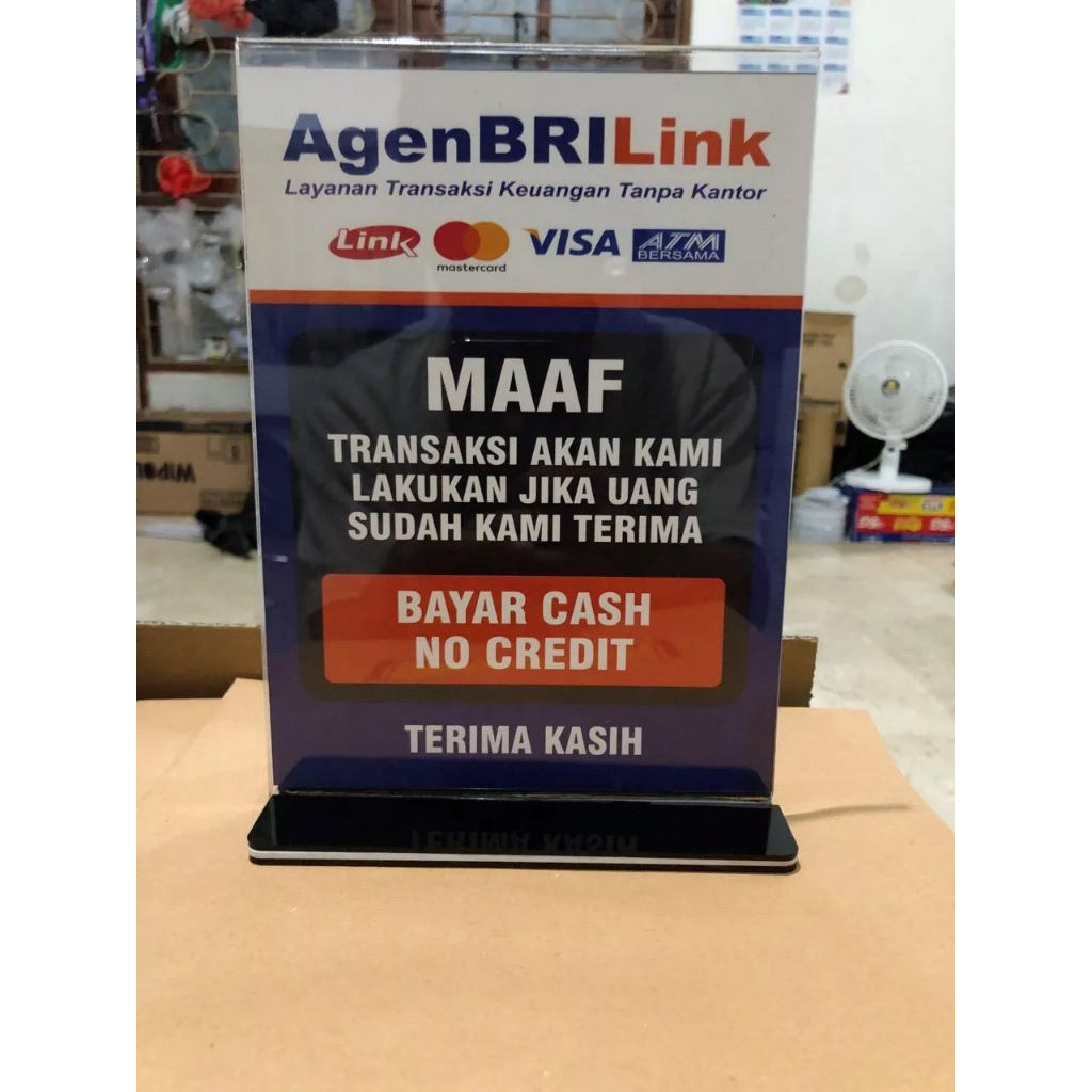 

AKRILIK BROSUR MODEL SLIDING TENT HOLDER / TENT CARD / NOMOR MEJA ALAS HITAM KAFE