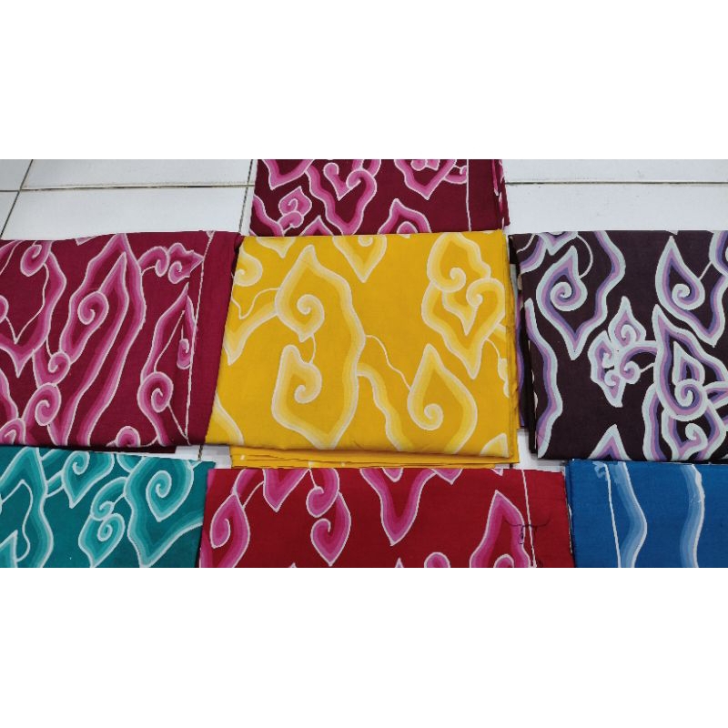 kain batik tulis mega mendung