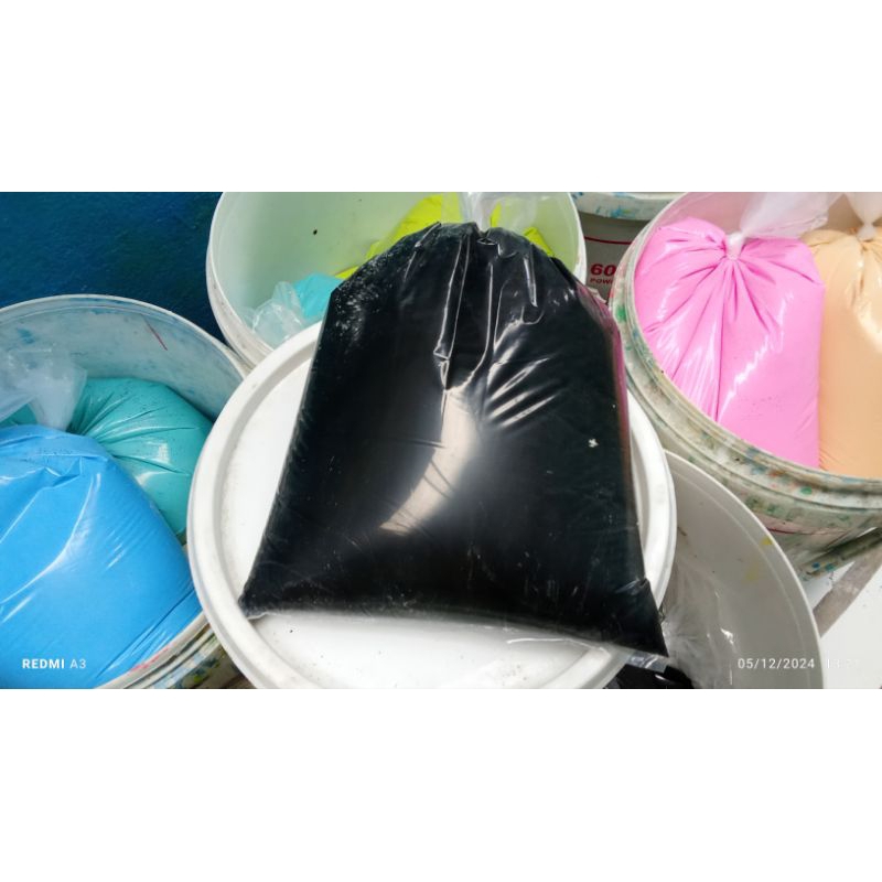 Cat kiloan ½ kg / Cat tembok / Cat anti ngapur / Cat murah / Cat sterofoam / Cat kiloan premium / Ca