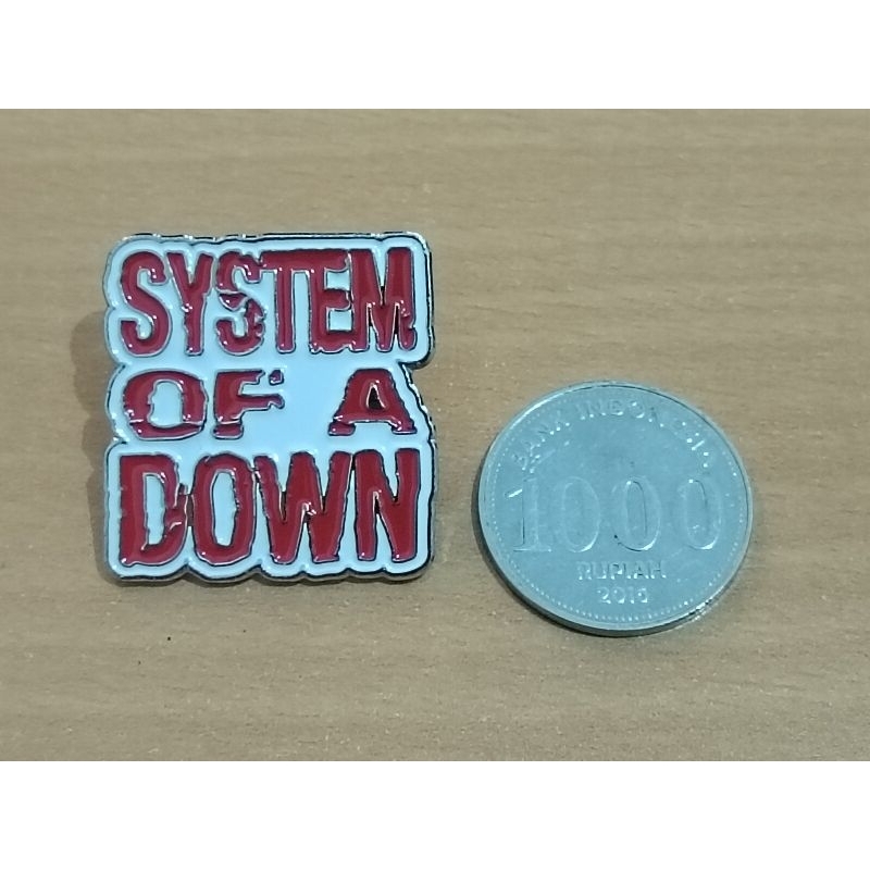 PIN ENAMEL . ROCK BAND . SYSTEM OF A DOWN