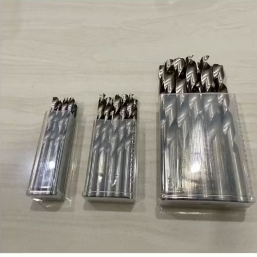 Rush mata bor besi putih 2mili, 2,5mili , 3mili, 3,5mili , 4mili, 4,5mili, 5mili , 5,5mili , 6mili, 