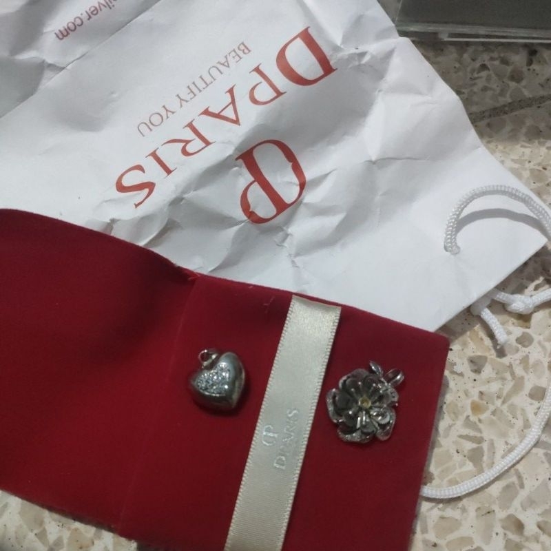 Liontin kalung brand dparis