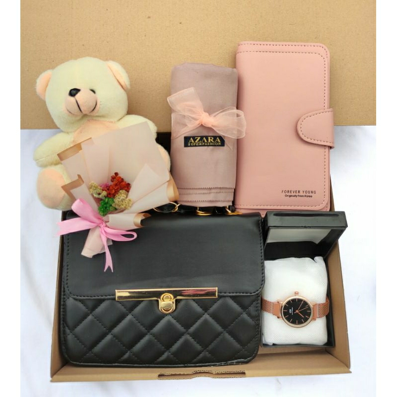 

Hampers Kado Hadiah Ulang Tahun Wanita Gift Box Tas Cewek