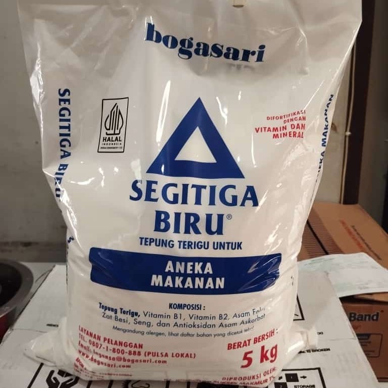 

Bogasari terigu segitiga biru aneka makanan 5 kg
