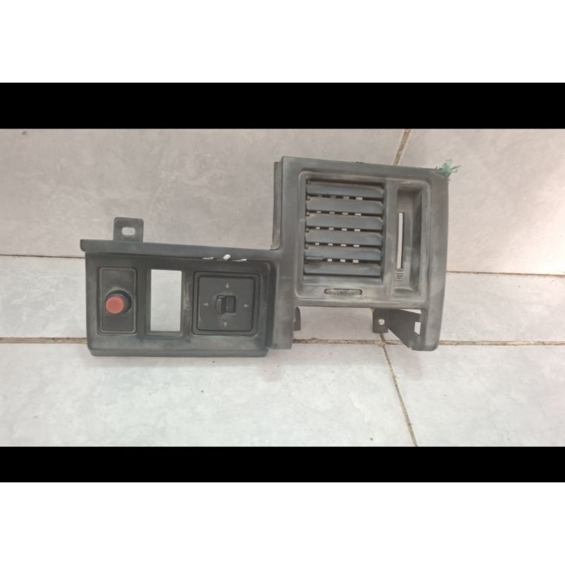 kisi-kisi kisi AC kanan switch saklar tombol elektrik mirror spion Mazda 323 86-88 elite trandy