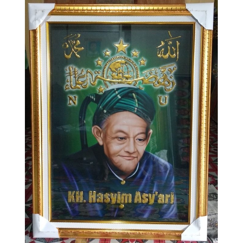 foto mbh hasyim asy'ari FRE PACING/SAFETY uk 62 cm x82 cm bingkaii foto/dekorasi rumah/pajang foto/h