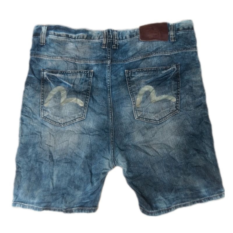 jeans pendek evisu