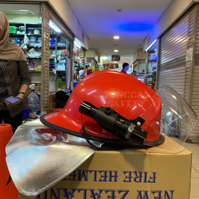 Helm Safety Pemadam Kebakaran JHI + Senter termurah