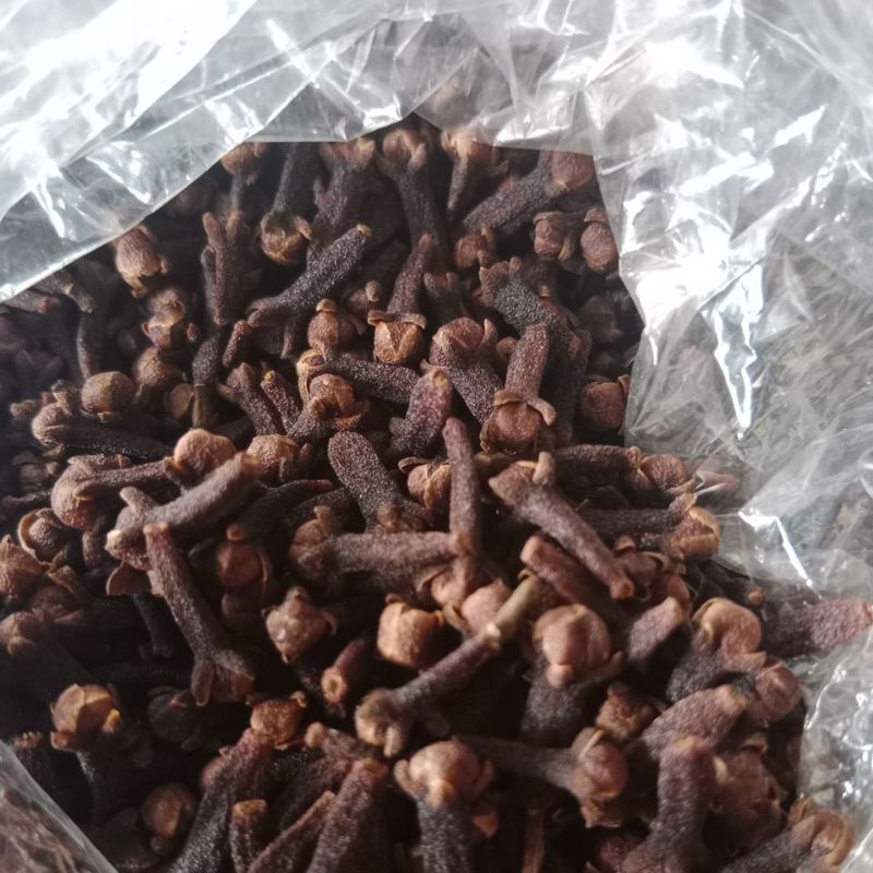

cengkeh kering asli kebumen