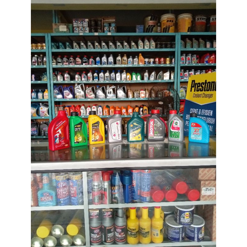 Motul 2-stroke motor oil