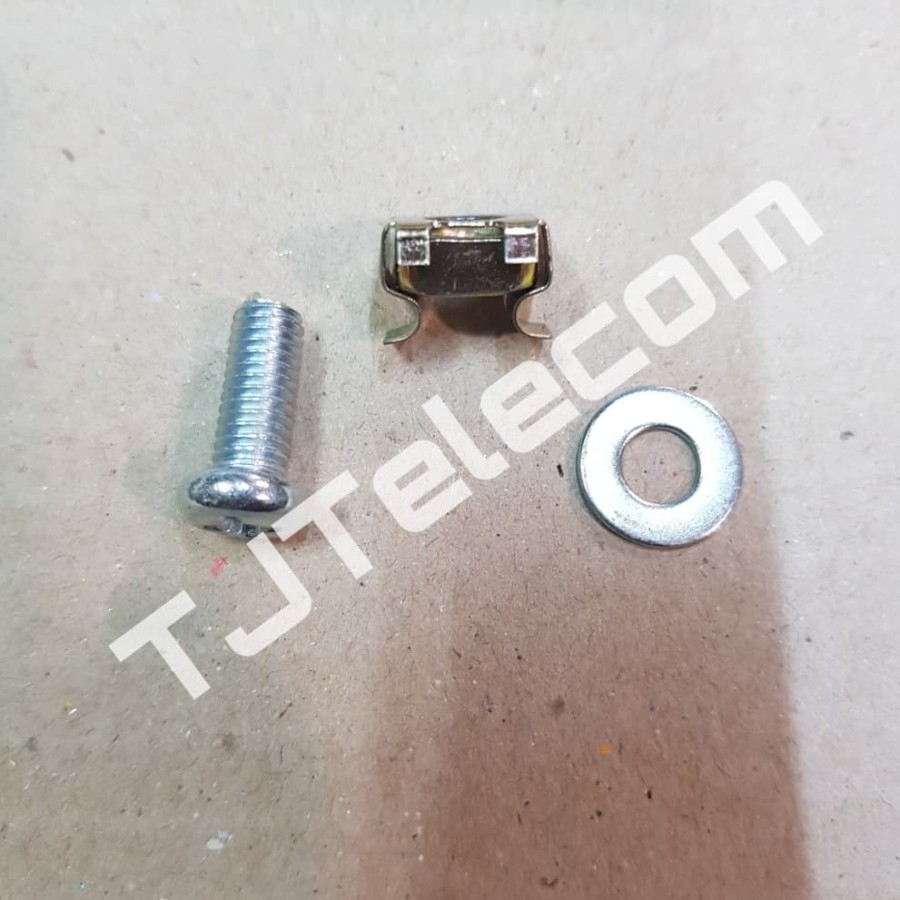 baut cagenut M6 / baut rack 19 inch