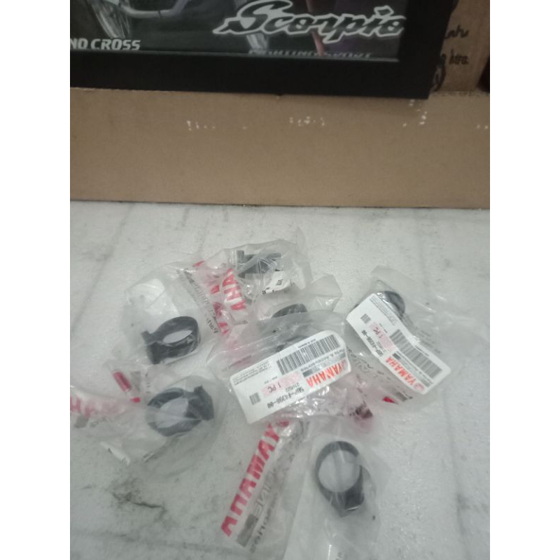 karet gantungan/karet pegangan filter bensin yamaha scorpio original