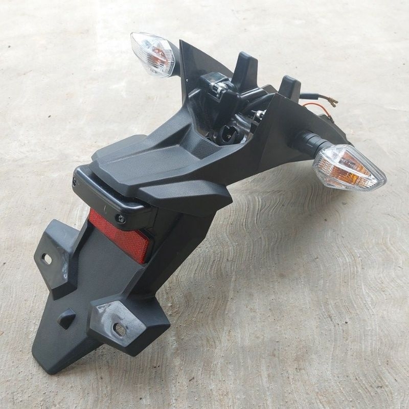 spakbor belakang atas HONDA CRF 150L original K84