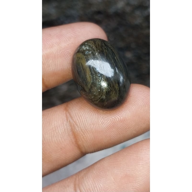 batu cincin fosil kayu galih kelor hijau