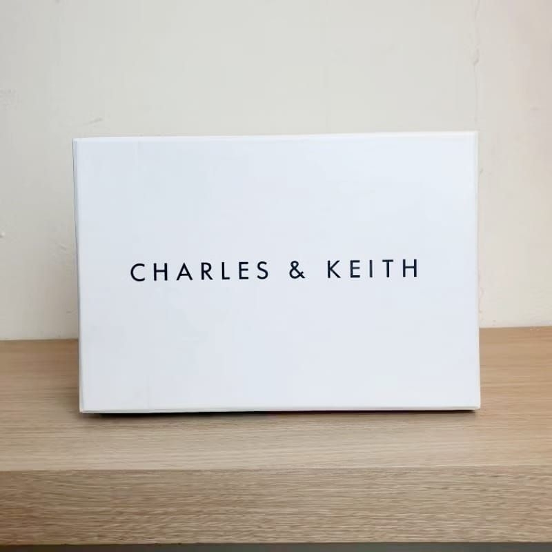 

Box CK ukuran medium (box saja)