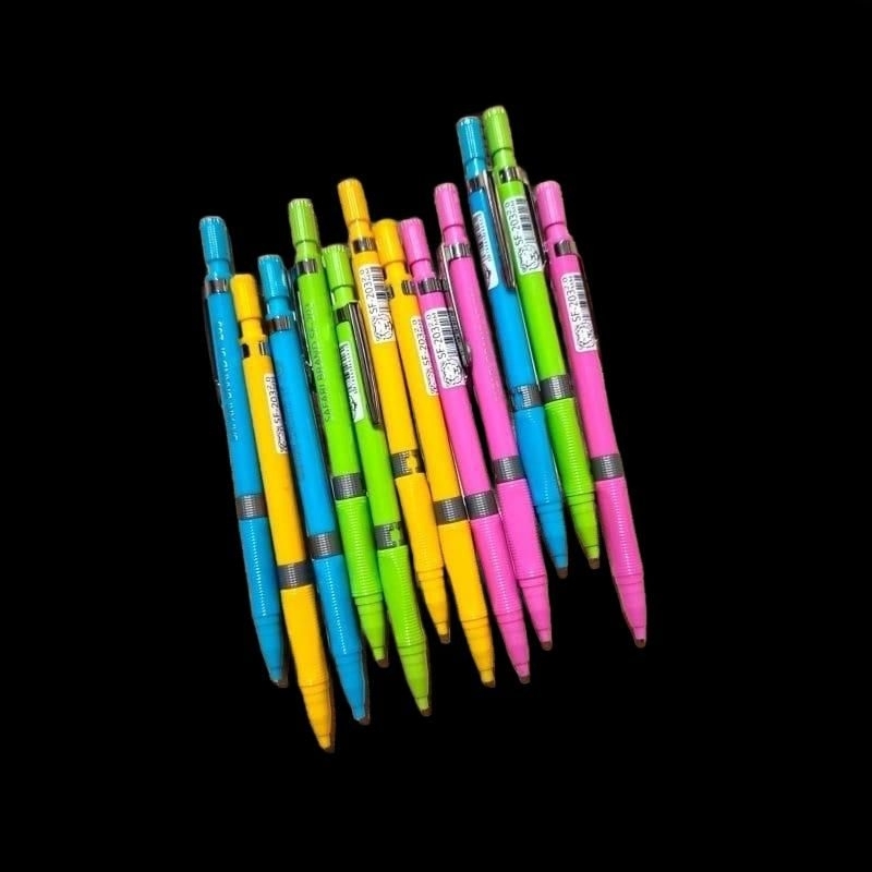 

Pensil mekanik safari SF 203