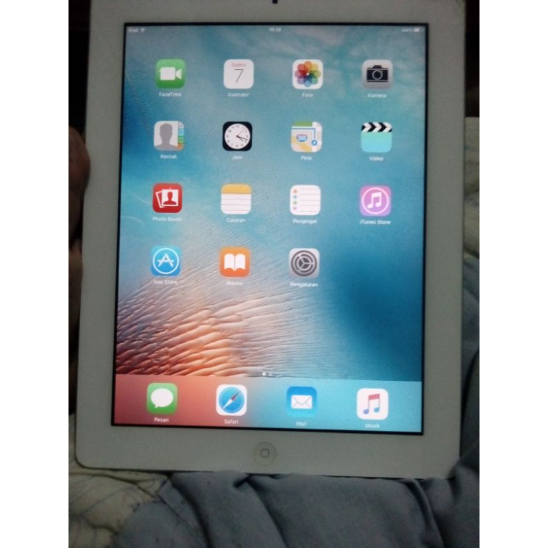 Apple Ipad 2 1395  lock icloud