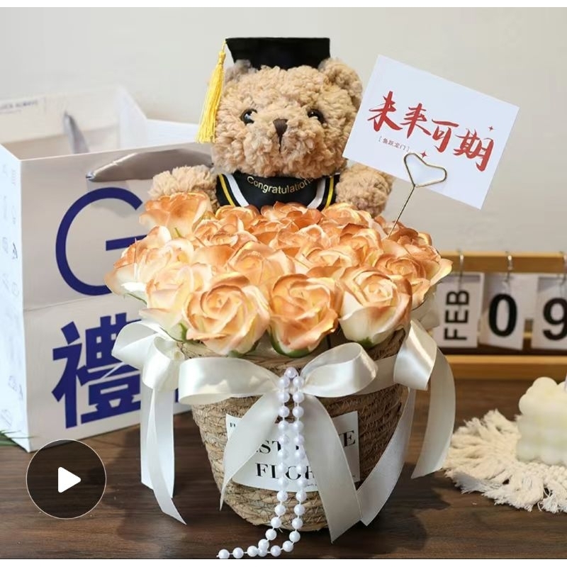 Buket Bunga beruang wisuda besar