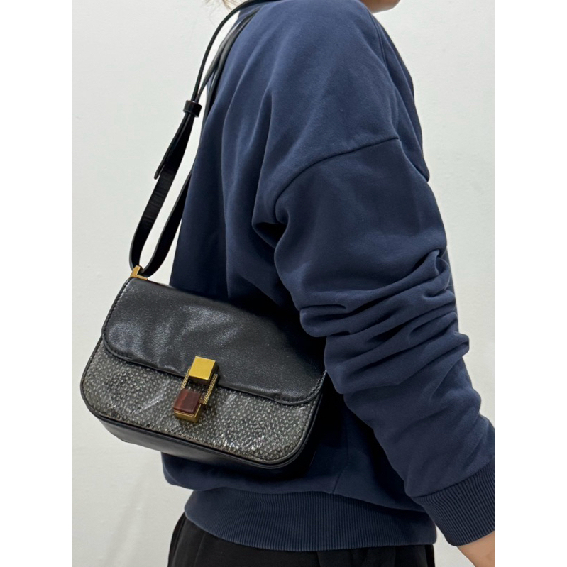 Tas Charles and keith original authentic