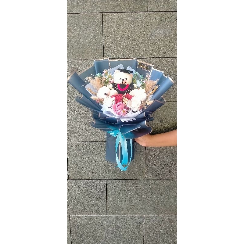 

Buket wisuda