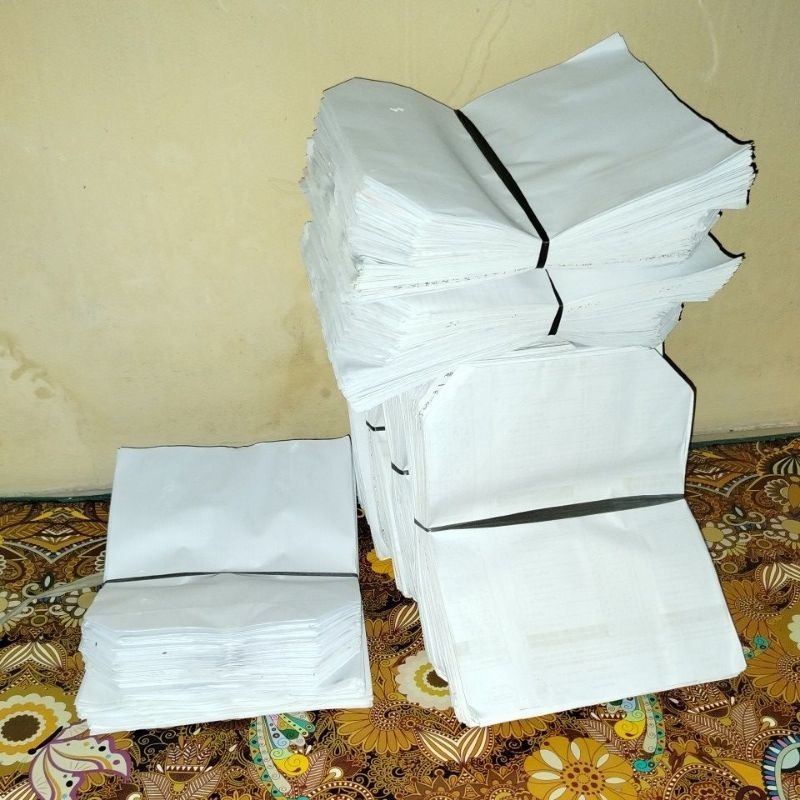 kertas kantong gorengan jumbo isi 100 lembar ukuran 20,5x26