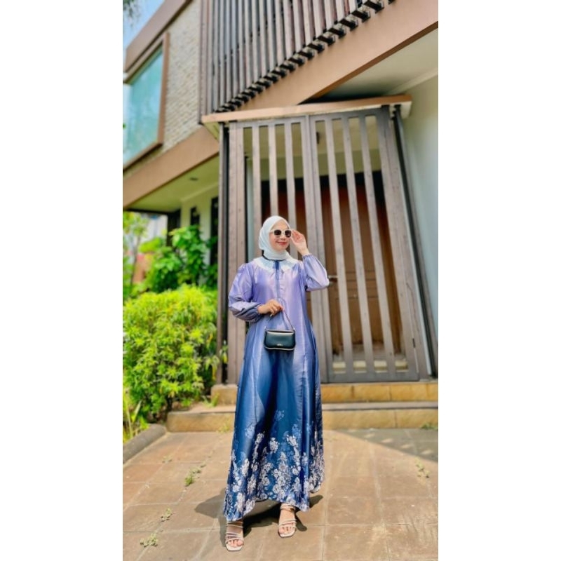 gamis dior silk//gamis polos motif pinggir//gamis fasion.