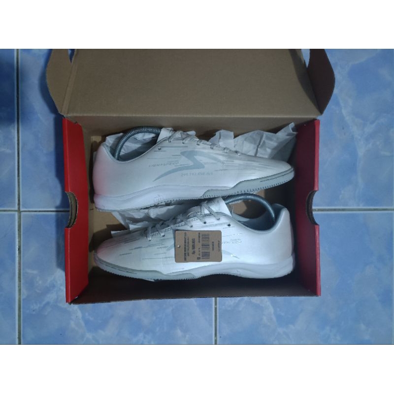 Lightspeed Reborn Illuminate sz 41