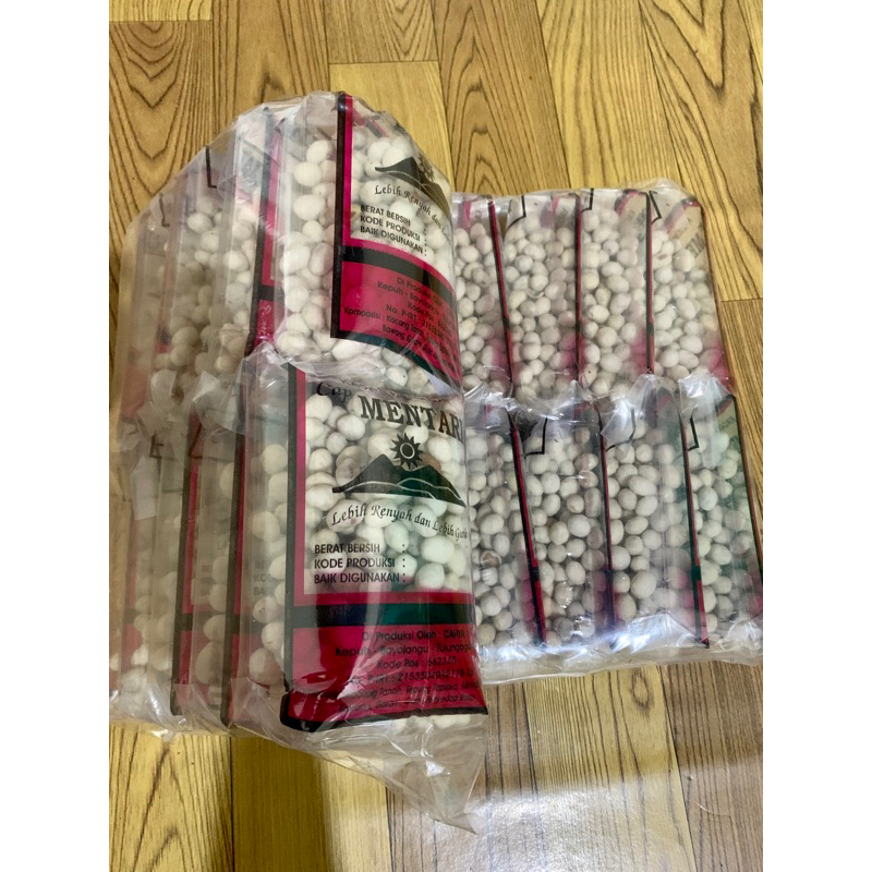 

kacang sukro mentari berat 185gr isi 20pcs, enak gurih bisa jual lagi