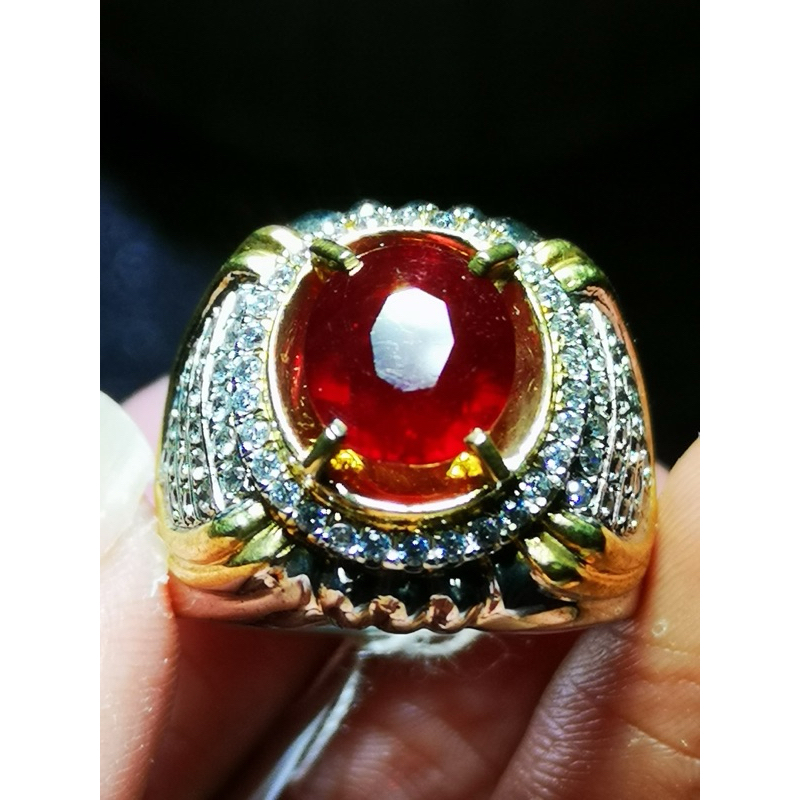 BATU CINCIN PERMATA NATURAL RUBY PIGEON BLOOD OVAL CUTTING MEMO CGL