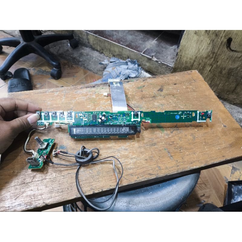 panel depan dvd home theater samsung HTX20