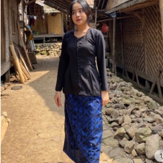 Kebaya Sunda Setelan Kebaya Khas Baduy/baju kebaya baduy satu set dengan sarung