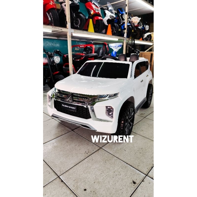 Mobil Aki Pajero Sport Lisenced 12 volt ban karet